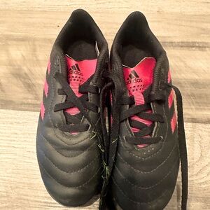 Adidas kids cleats. GUC